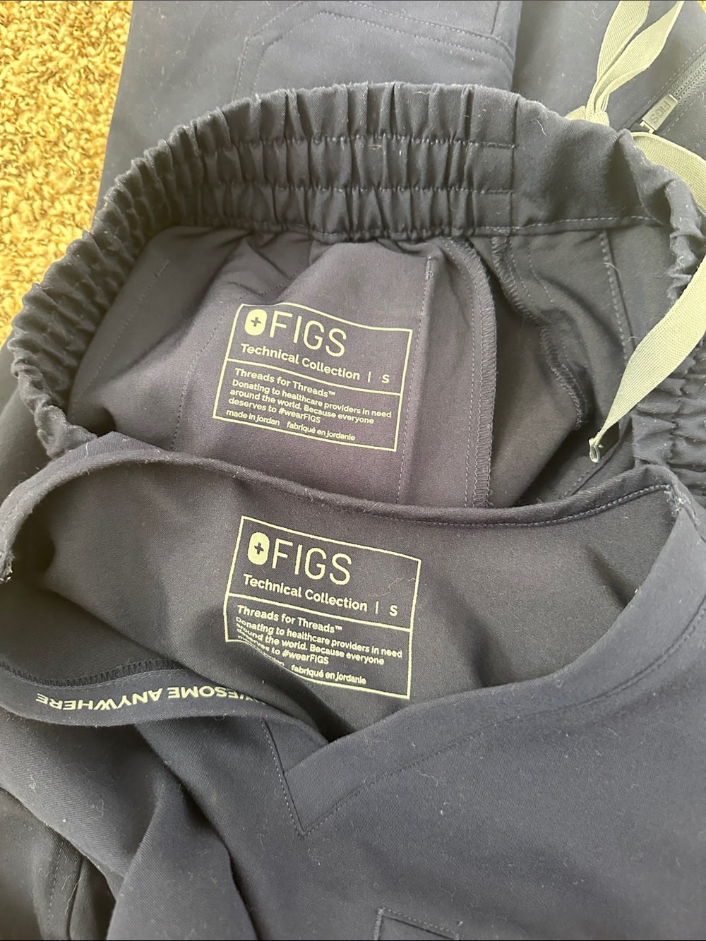 Figs Scrub Set - Picture 9 of 9